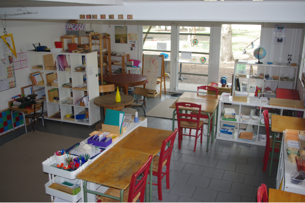 classe primaire montessori freinet ardeche
